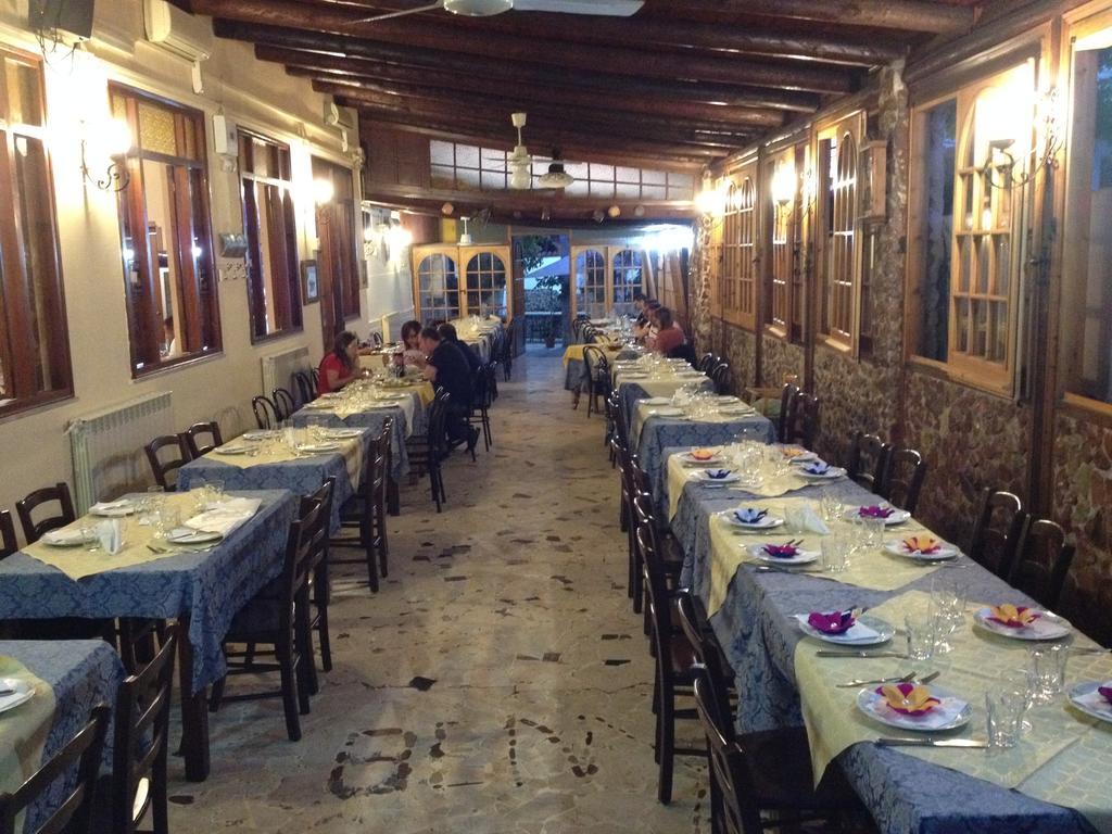 Hotel Il Pirata Cinisi Buitenkant foto
