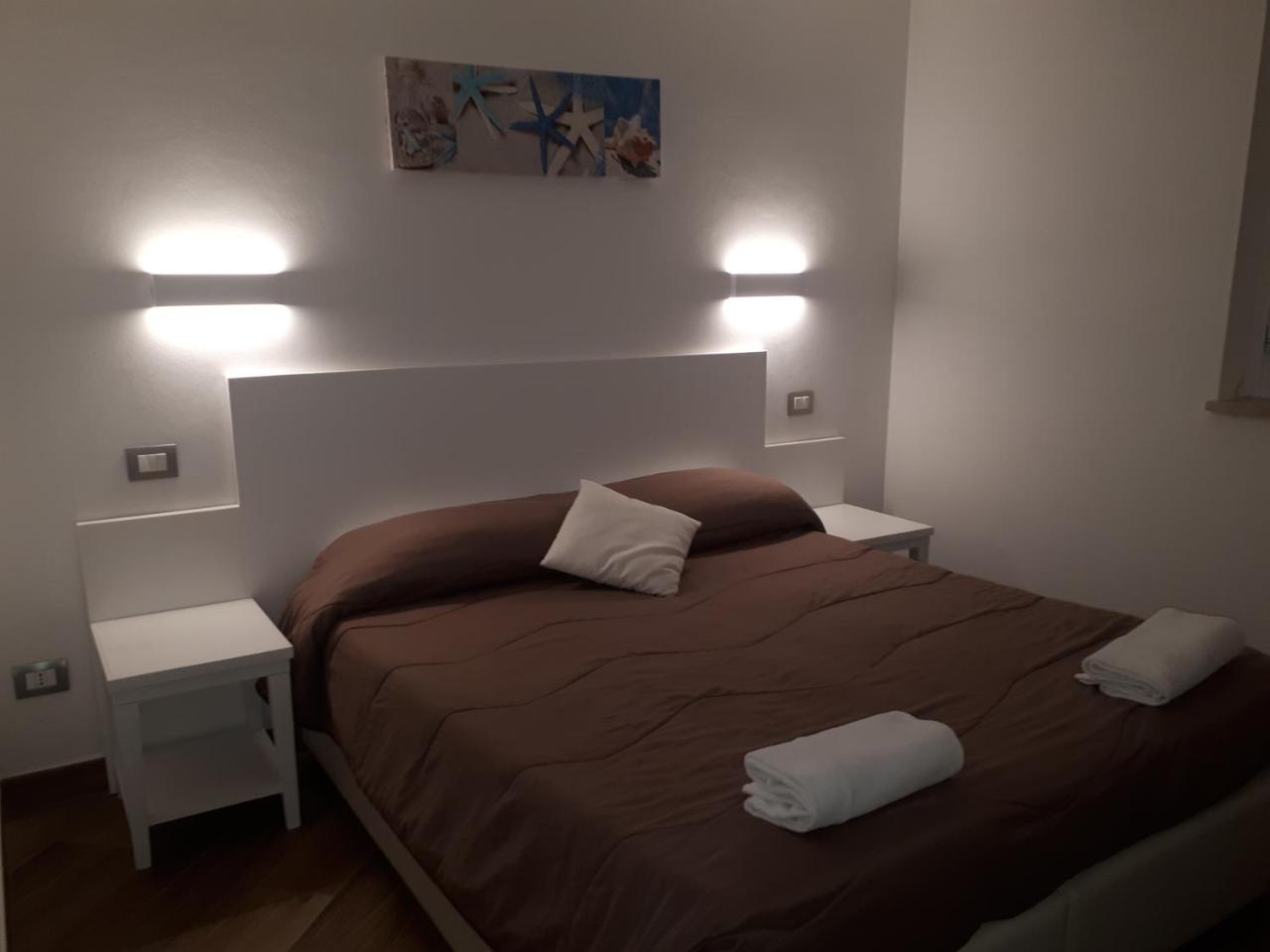 Hotel Il Pirata Cinisi Buitenkant foto